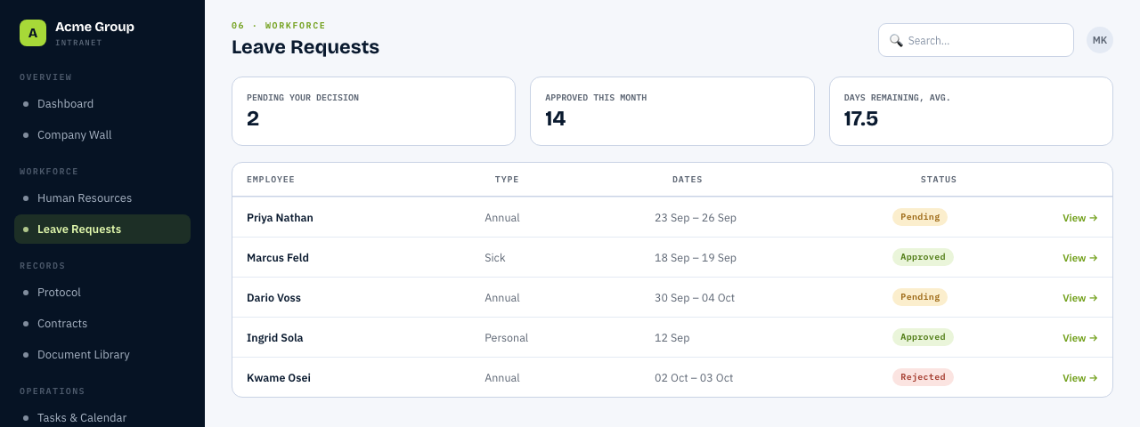 Leave requests list, color-coded by approval status